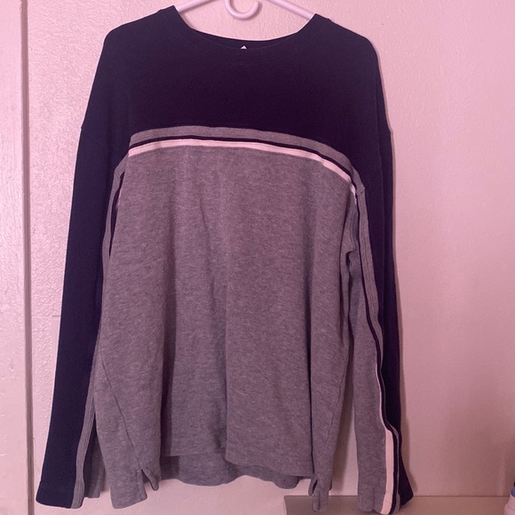 Gap factory - Picture 1 of 4